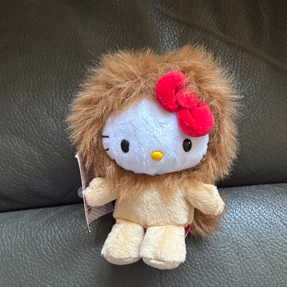 Hello kitty stuffed lion kitty